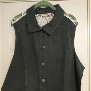 NWT Indigo thread Co Denim Button Front Crochet Back Vest Jacket 2X